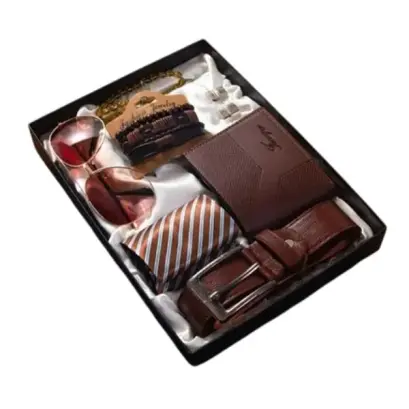 Set Cadou pentru Barbari - Portofel Maro, Curea, Ochelari de Soare, Bratari si Cravata