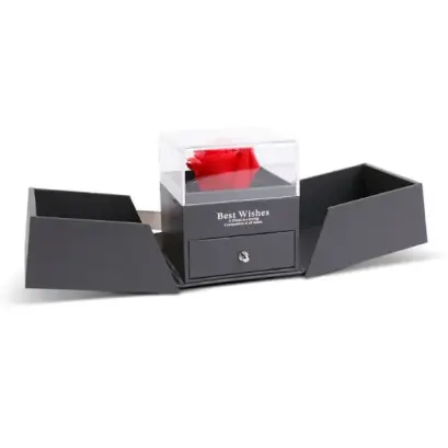 Trandafir Etern in Cutie Cadou cu Lantisor - 10,2 x 9,8 x 11 cm - Negru