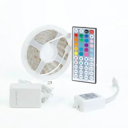 Banda LED RGB - 3 metri - 220-240V, 5050 SMD, 30 LED/m, 7,2W/m, cu telecomandă